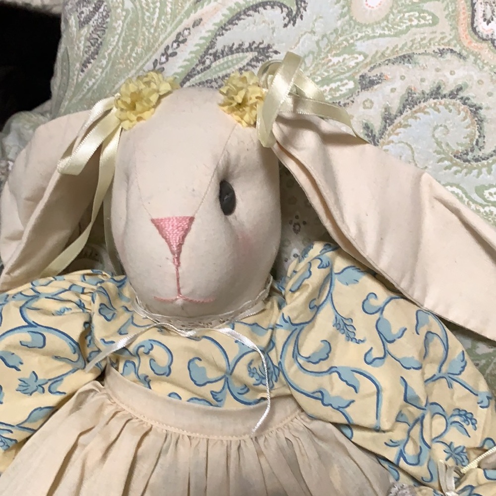 Handmade Mommy/ Baby Rabbits - Picture 2 of 6